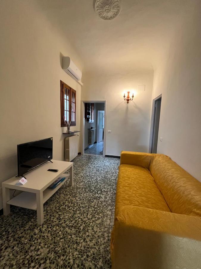 Dalla Mirella Apartamento *